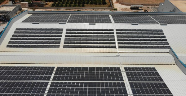 Edison Next desarrolla un doble proyecto fotovoltaico con una inversión de 965 mil euros en la fábrica de helados Estiu en Valencia