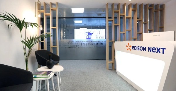 Edison Next highlights the role of BMS systems in reducing energy costs in buildings by up to 25%.